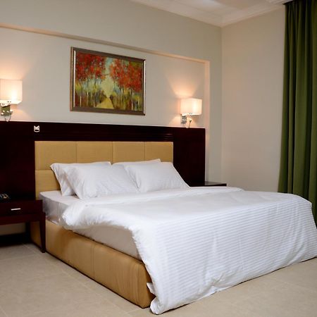 Check Inn Hotel Abuja Luaran gambar