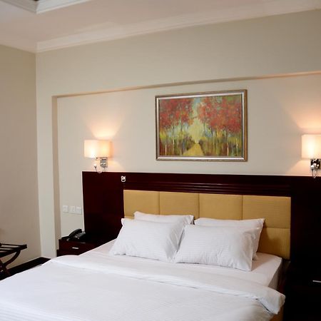 Check Inn Hotel Abuja Luaran gambar