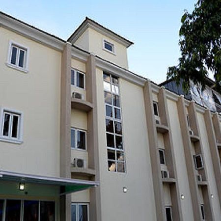 Check Inn Hotel Abuja Luaran gambar