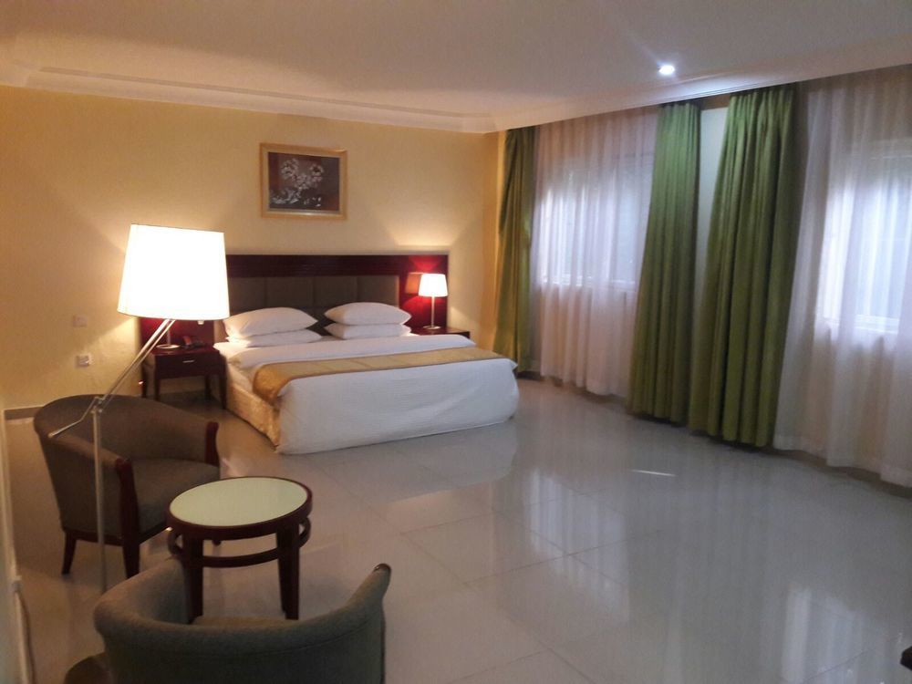 Check Inn Hotel Abuja Luaran gambar
