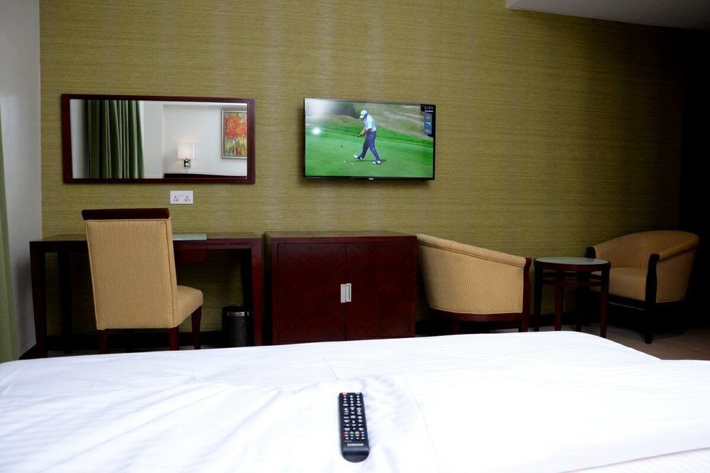 Check Inn Hotel Abuja Luaran gambar