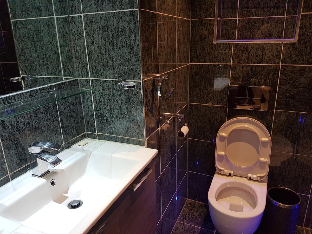 Check Inn Hotel Abuja Luaran gambar