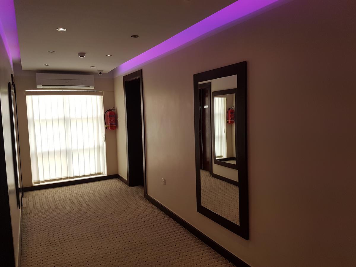 Check Inn Hotel Abuja Luaran gambar