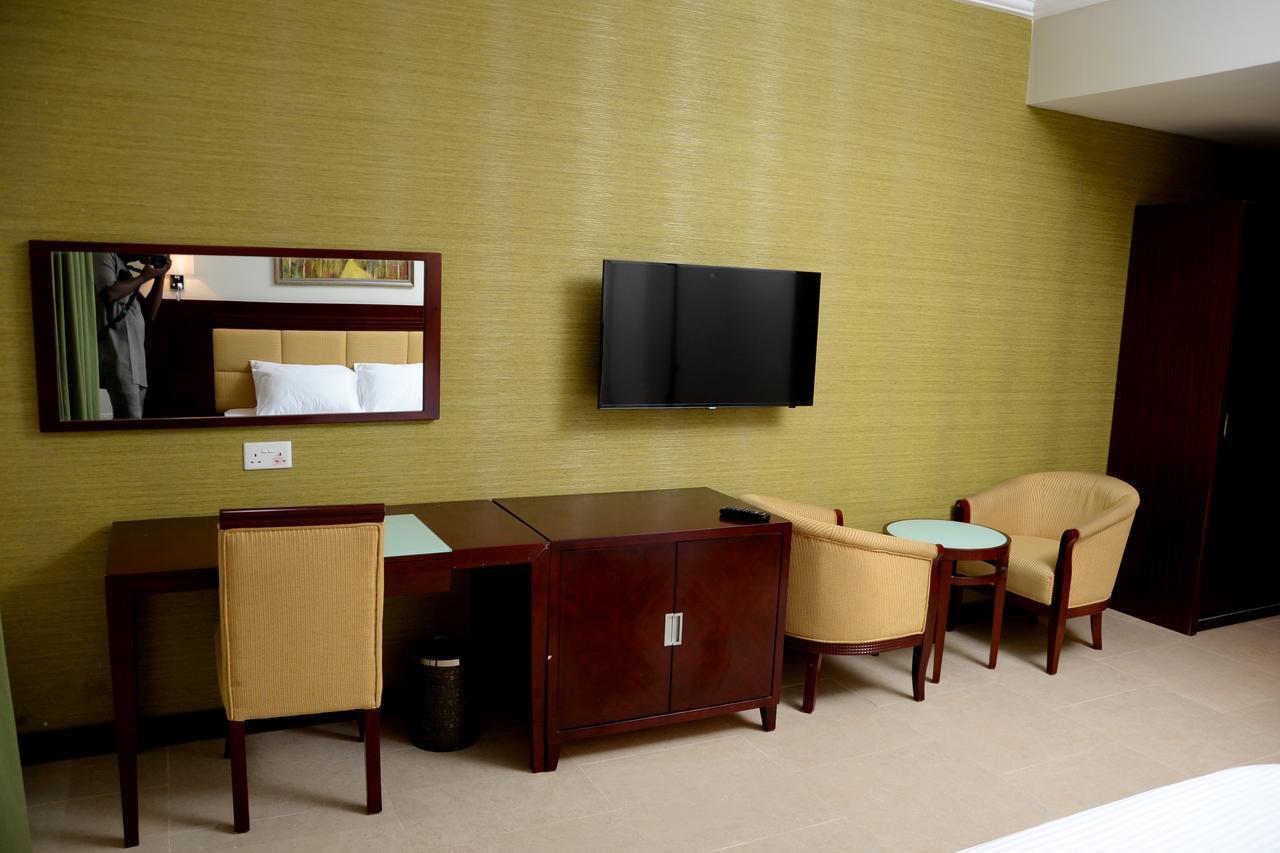 Check Inn Hotel Abuja Luaran gambar