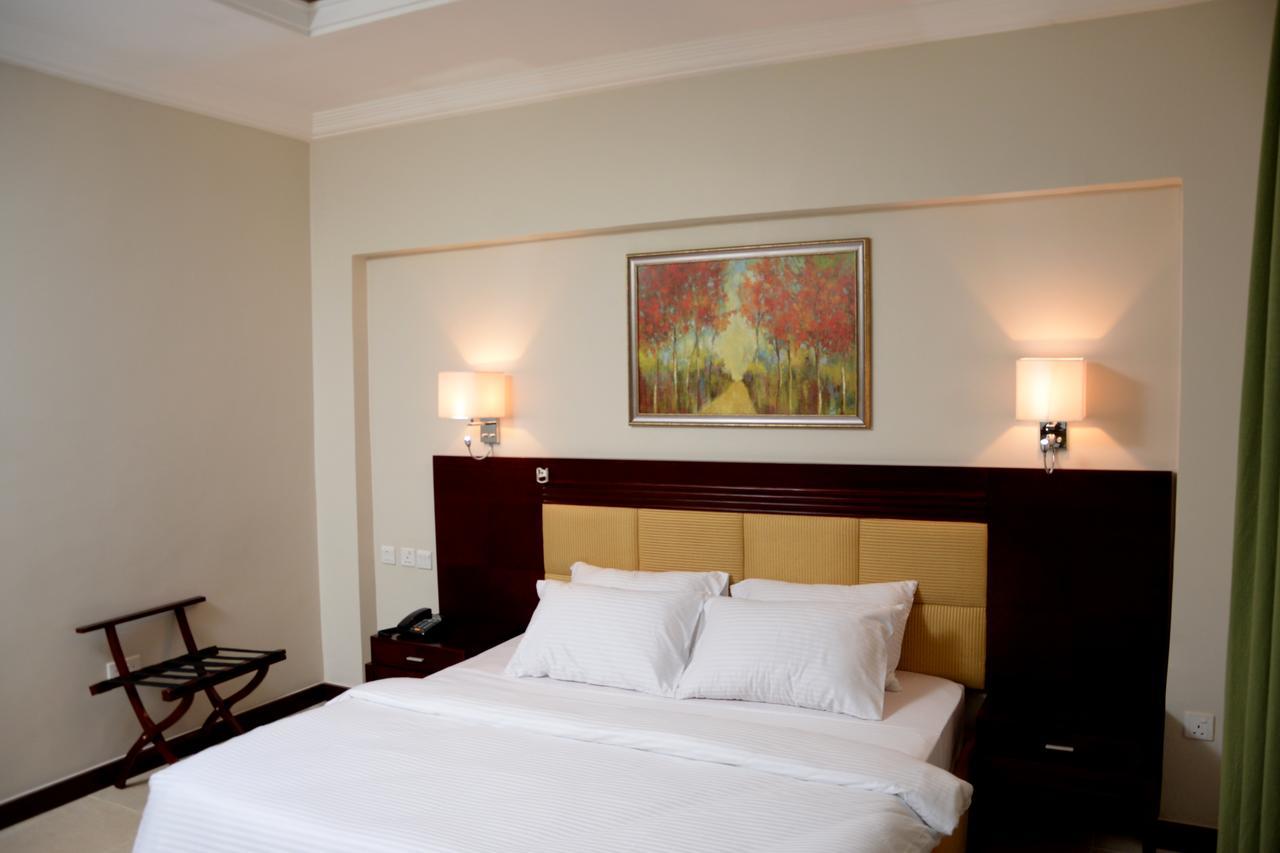 Check Inn Hotel Abuja Luaran gambar