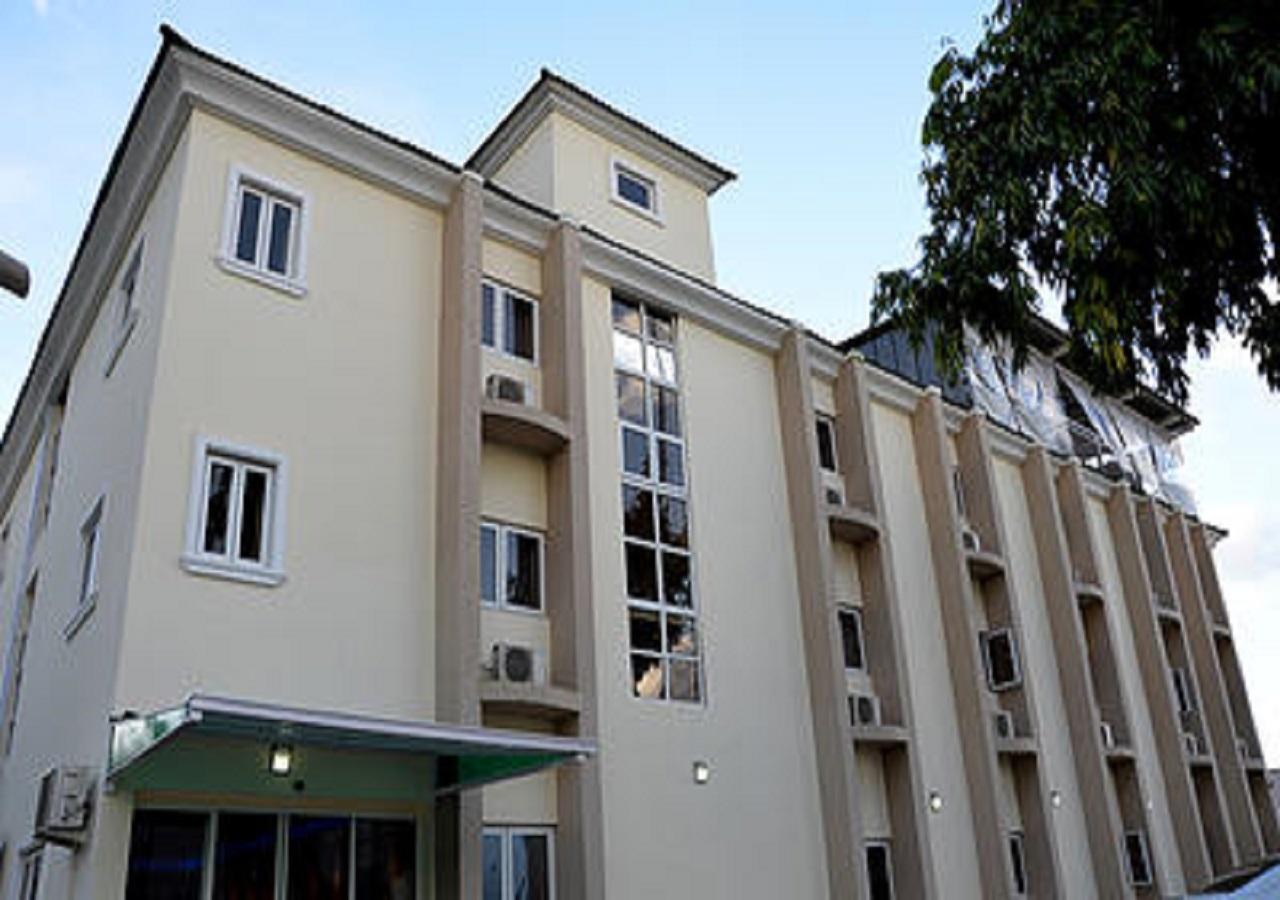 Check Inn Hotel Abuja Luaran gambar